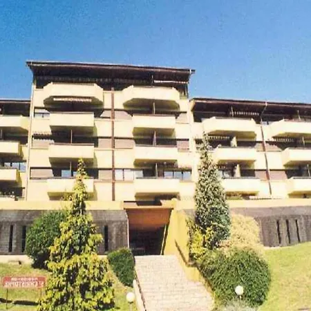 For 2 People アパート エクスレバン